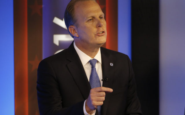 San Diego Mayor Kevin Faulconer responds to questions at a debate for the three candidates seeking the Mayor's office Tuesday, May 24, 2016, in San Diego. (AP Photo/Lenny Ignelzi) @ap.images 