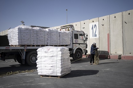 More Aid Going To Gaza; No Ceasefire